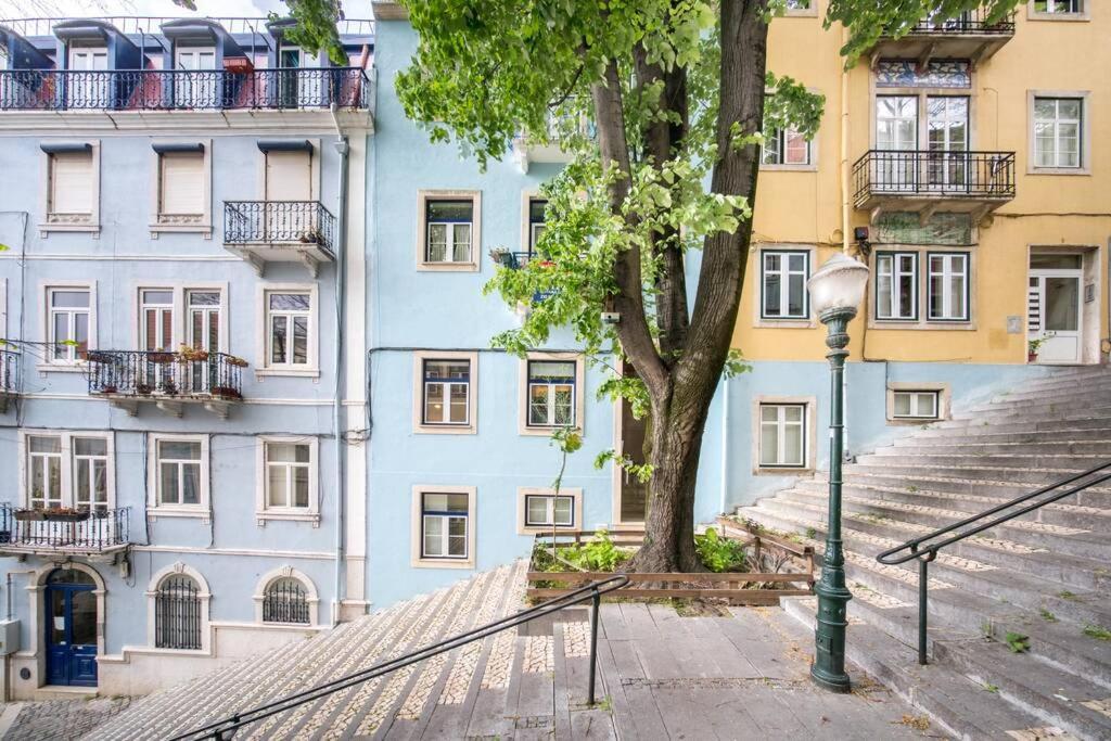 Beautiful Apartment Near The Center Of Lisboa Екстериор снимка